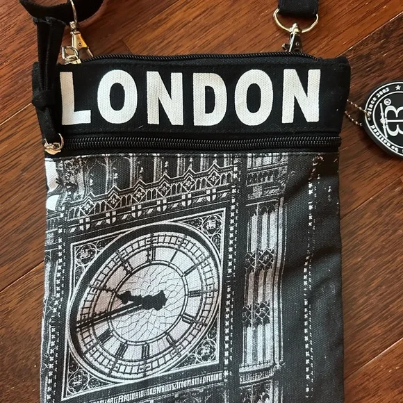 SOLD ON X-POST Robin Ruth Black and White London Crossbody Bag - Picture 2 of 10